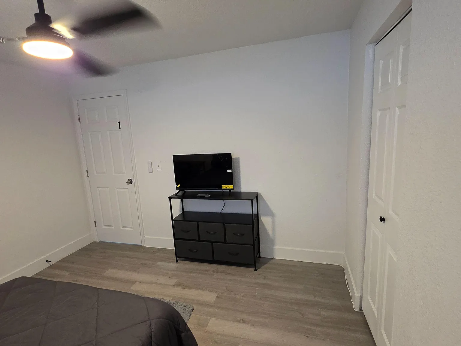 4 bed, 2.0 bath, 1425 sqft, $1,274 — Photo 1