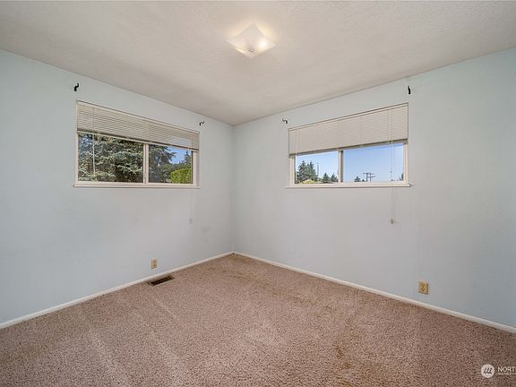 4th image of 4257 S 172nd Street