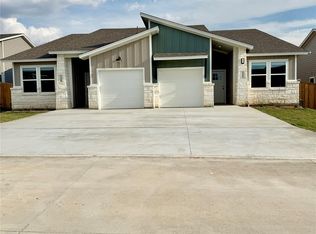 104 Zayd Ct #B, Jarrell, TX 76537