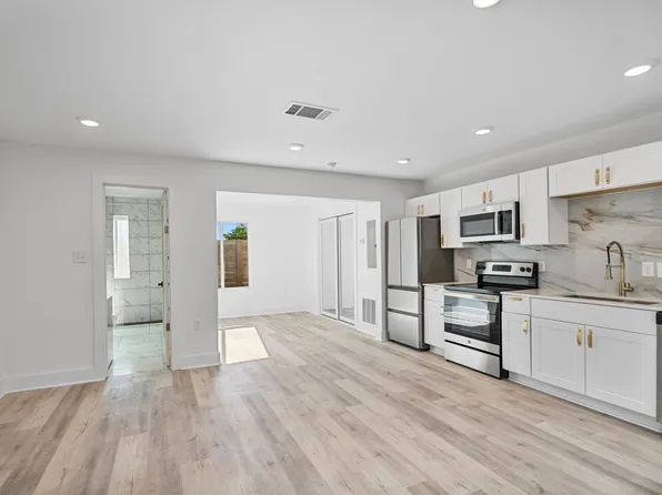 5014 San Jacinto St #106, Dallas, TX 75206