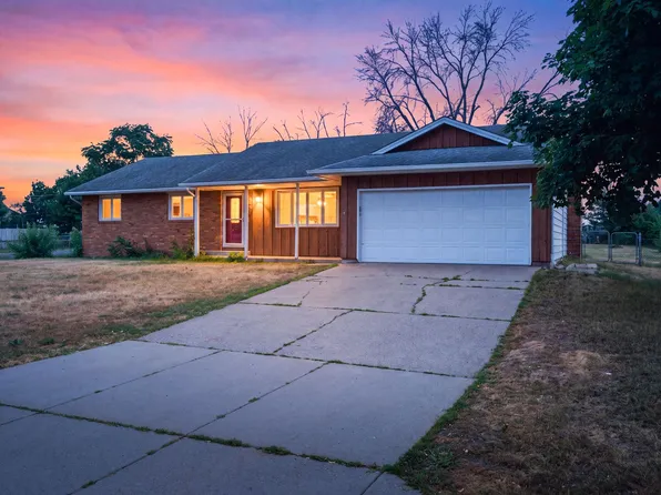 8386 Harkness Rd S, Cottage Grove, MN 55016