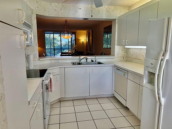 3rd image of 9551 Weldon Circle #301