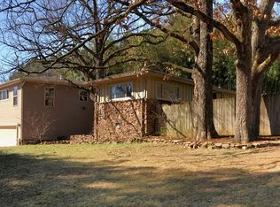 2955 Green Valley Rd, Vestavia, AL 35243