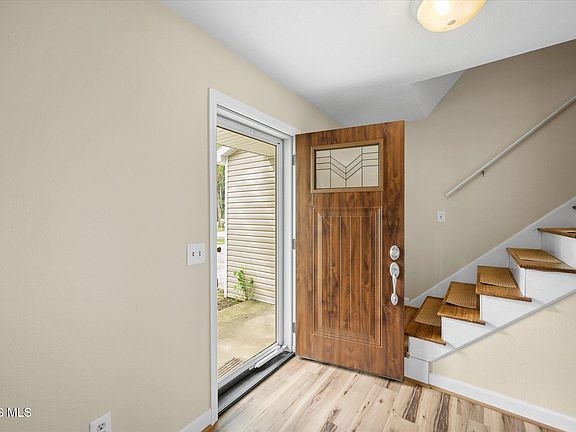 5th image of 5702 Westview Dr