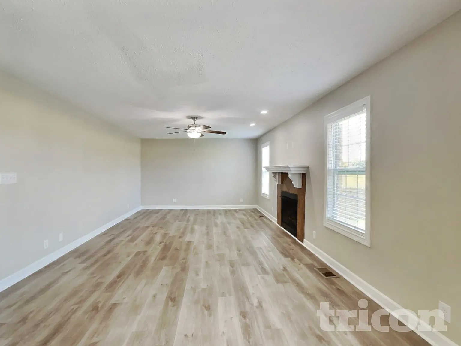 1287 Eagles View Drive Clarksville TN — Photo 2