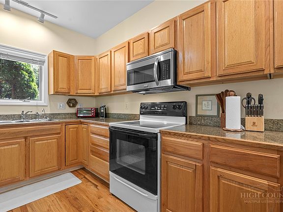 4th image of 174 Evergreen Springs Court #301