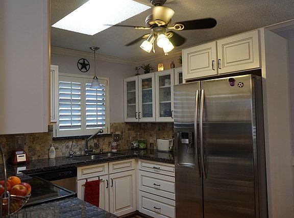 3rd image of 4600 Somerset Ln