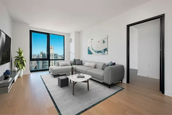 21 West End Avenue #4011 in Lincoln Square, Manhattan