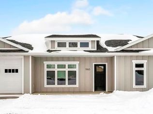 1960 35th St, Spirit Lake, IA 51360
