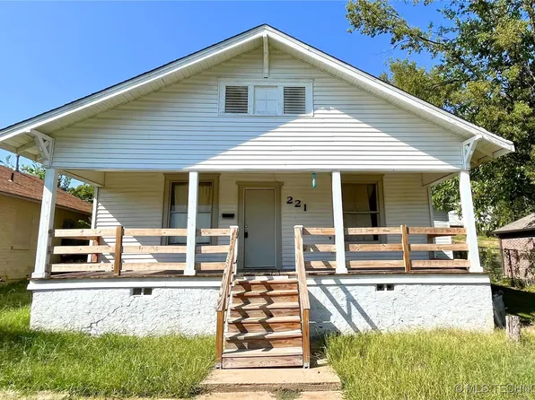 221 W Lincoln Ave, Sapulpa, OK 74066