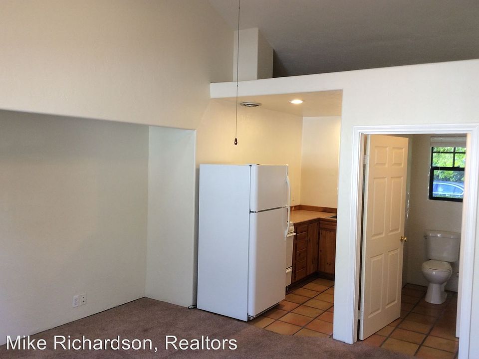 2nd image of 4455 Hollister Ave APT 03