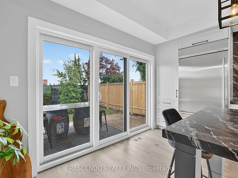 15 Southbury Manor Dr — Photo 23