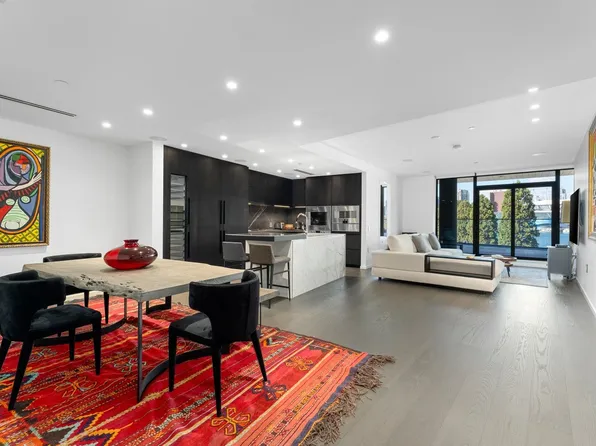 1601 Quebec St #303, Vancouver, BC V6A 4E7