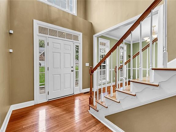 4th image of 8204 Barnwood Ct