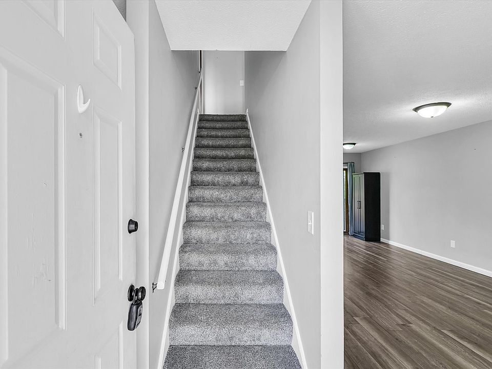 1406 Challis Dr, Bloomington, IL 61704 Zillow