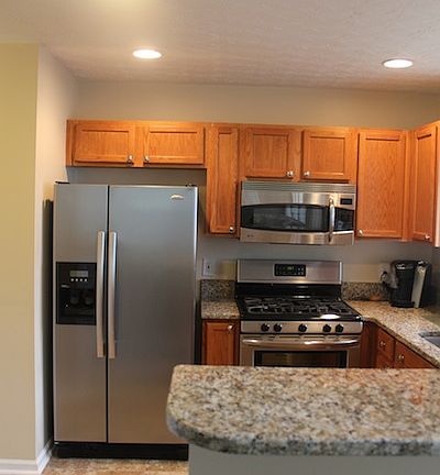 3rd image of 669 W Oaks Dr