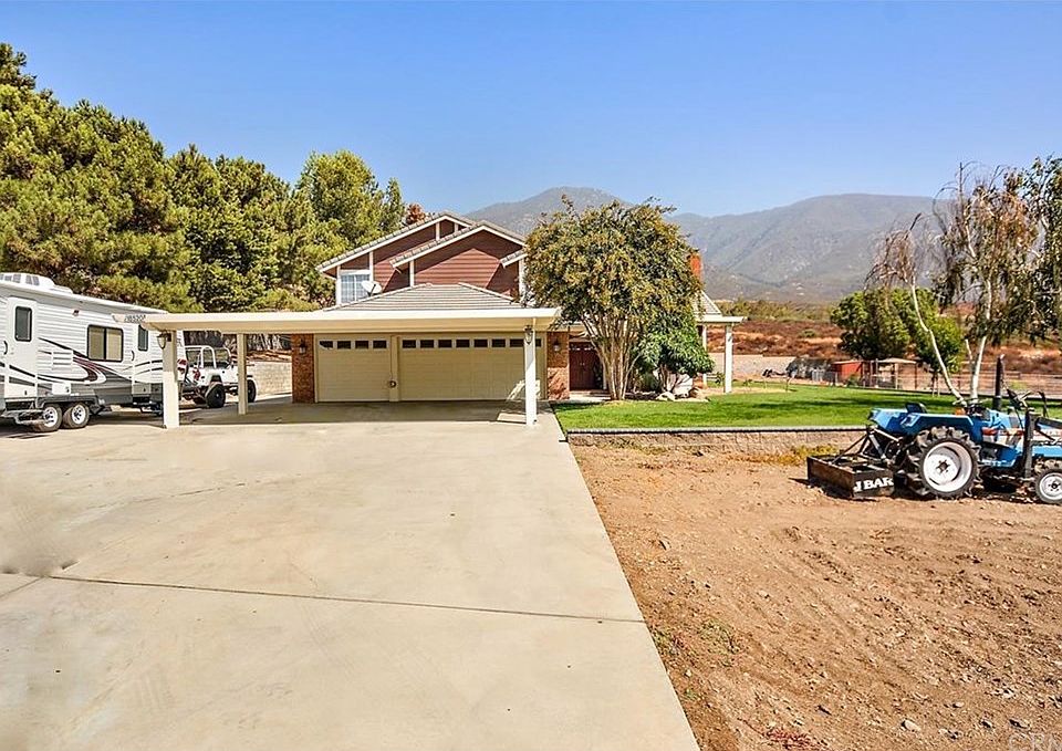 1st image of 18520 Grand View Dr