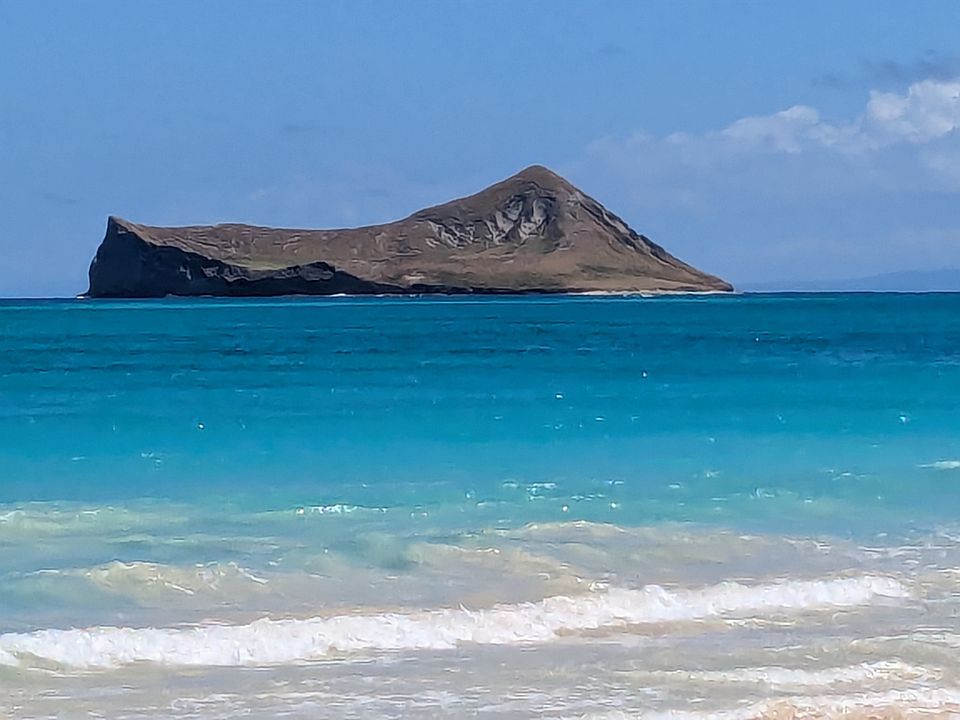 Rabbit island from Waimanalo beach, 2 mins walk from the house