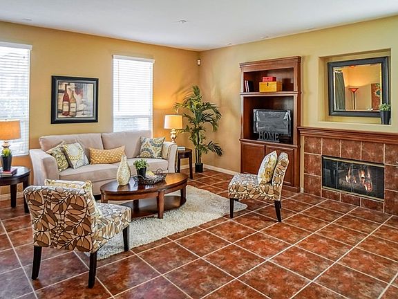 2nd image of 27056 Fairway Ln