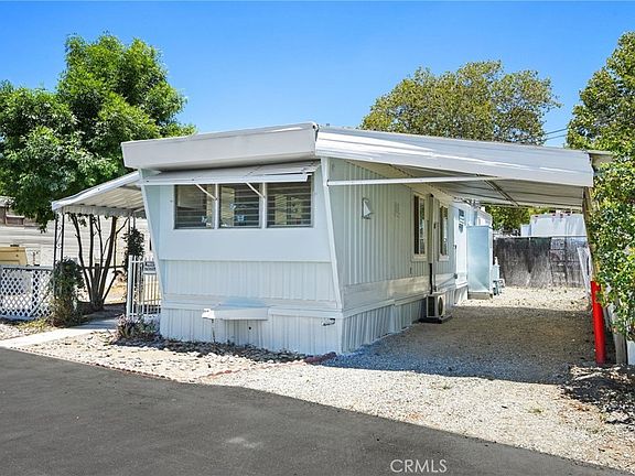 4th image of 2150 S San Jacinto Ave #28
