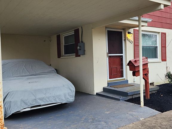 2nd image of 10625 Ashby Pl