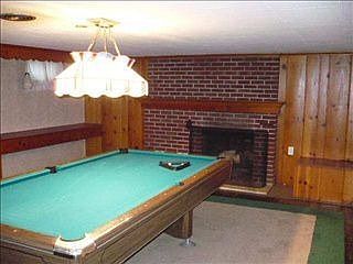 4th image of 1114 Country Club Dr