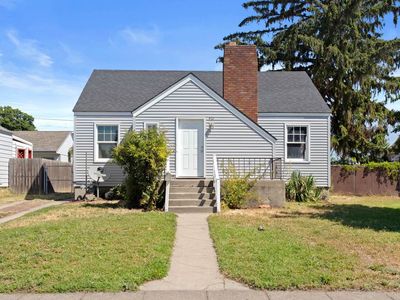 927 E Glass Ave, Spokane, WA, 99207