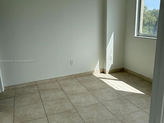5th image of 2647 NW 25th Ave APT 405