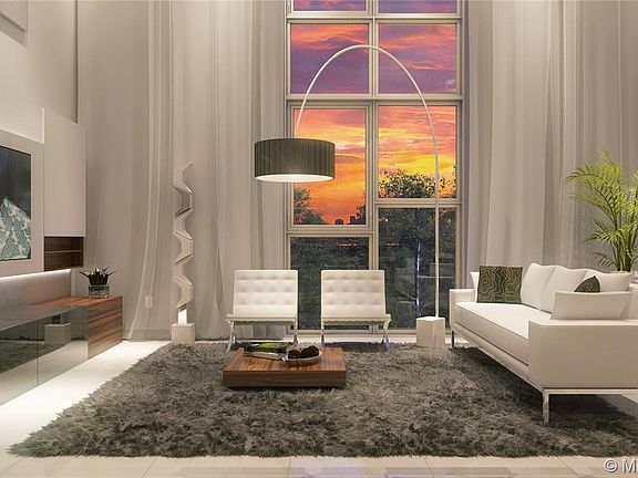 4th image of 455 NE 39th St #312