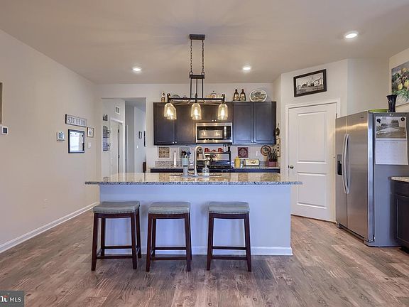 4th image of 6132 Deborah Dr