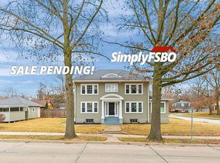 1520 27th St, Moline, IL 61265