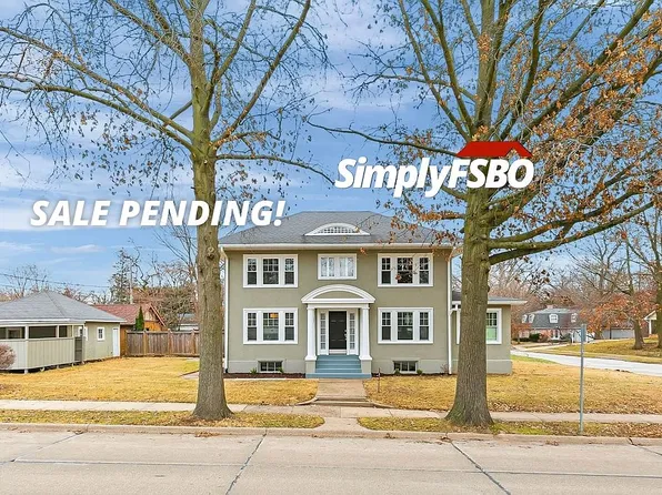 1520 27th St, Moline, IL 61265