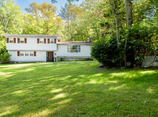 89 Old Church Rd, Oxford, CT 06478