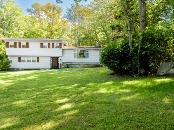 89 Old Church Road, Oxford, CT 06478