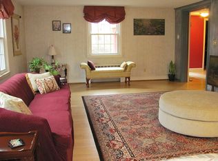 60 Leominster Rd, Bristol, CT 06010