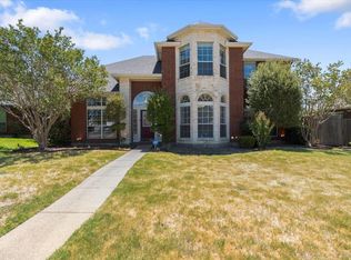 2916 Panorama Dr, Carrollton, TX 75007