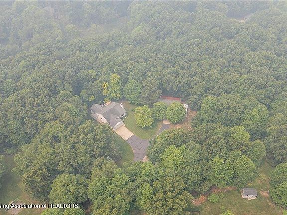 4th image of 10222 Red Bud Dr