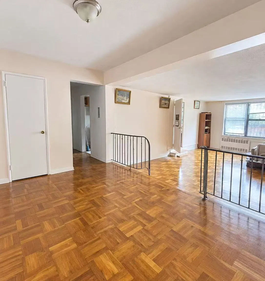 1 bed, 900 sqft, $2,400 — Photo 2