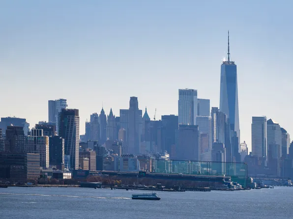 24a Avenue image 8 of 30