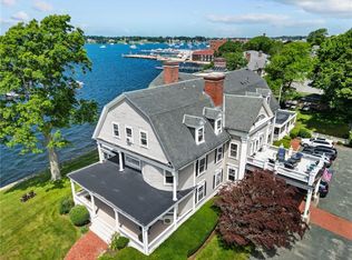217 Hope St APT 8, Bristol, RI 02809