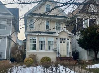 8424 108th Street, Richmond Hill, NY 11418