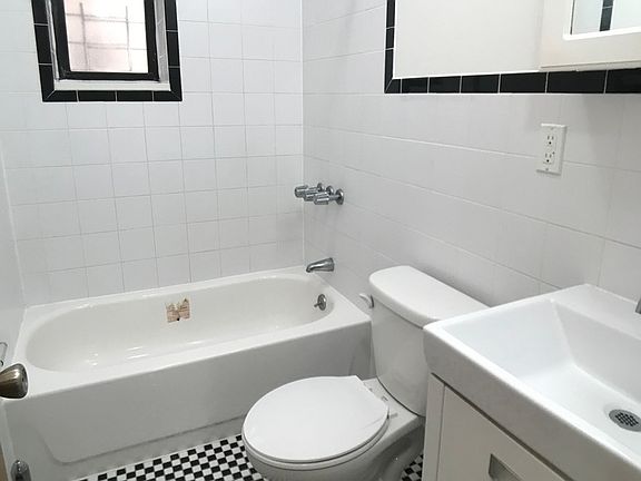 5th image of 290 Empire Blvd APT 1F