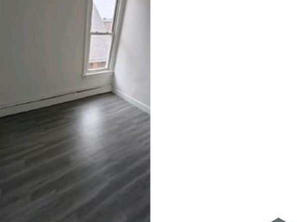 118 Babcock St Floor 3