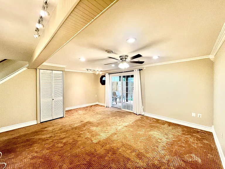 13 Dallington Ct — Photo 29