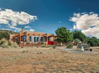 11 Calle Cabito, Santa Fe, NM 87508