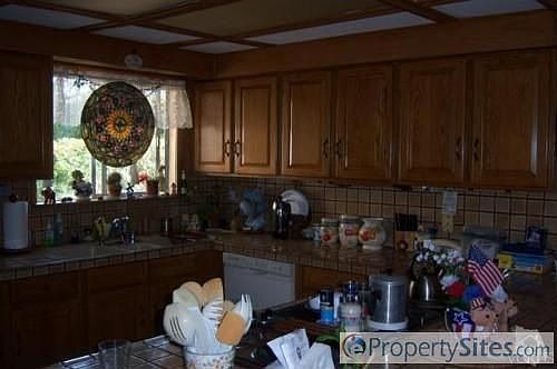 5th image of 1056 Mesa Dr