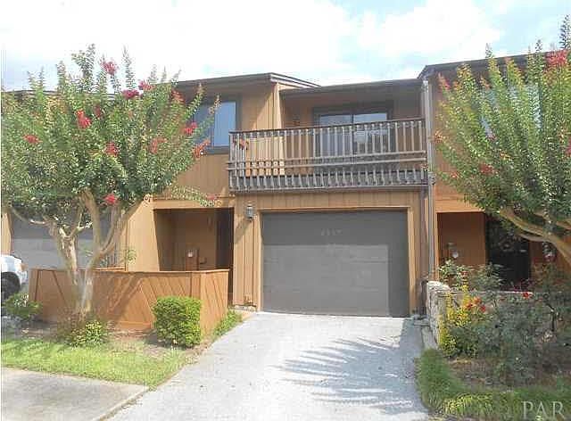 1st image of 9908 Fairway Villas Ln