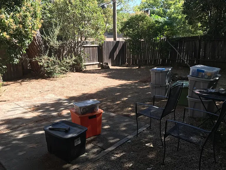 1816 Apple Ln — Photo 2