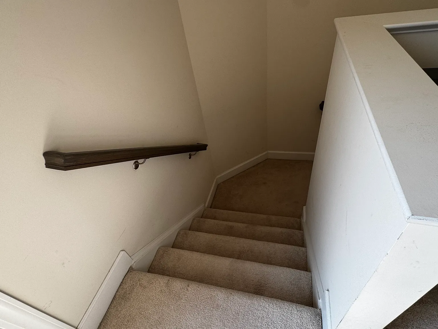 4 bed, 3.5 bath, 1450 sqft, $795 — Photo 3