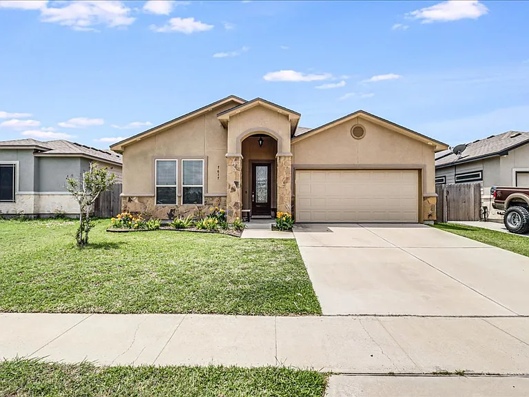 7617 Diamond Dr — Photo 1
